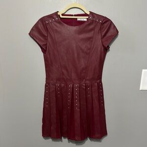 Mayoral Girl’s Dress Sh Sleeve Faux Leather Burgundy Rivet Studded T/14 LIKE NEW